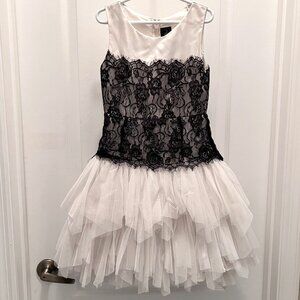 Chantilly Place Girls Size 8 Lace & Ruffle Party Dress-Holiday-Fluffy-Sleeveless